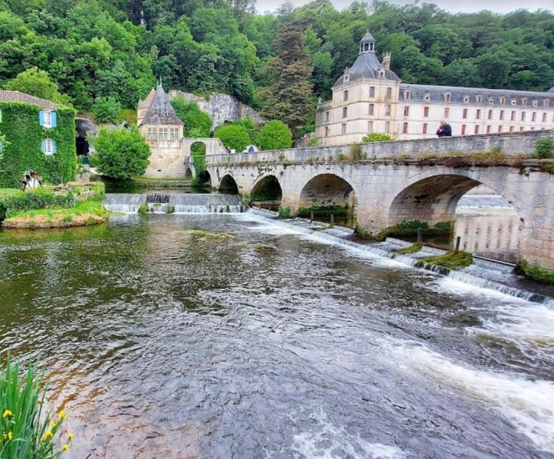 Le Chalet Saint-Pardoux-la-Rivière المظهر الخارجي الصورة